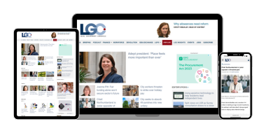 Cover, screen and phone image of LGC